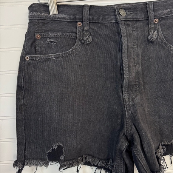 Free People Makai Cuf Off Frayed Hem Shorts OB1268908 Size 27 Black - Picture 3 of 8